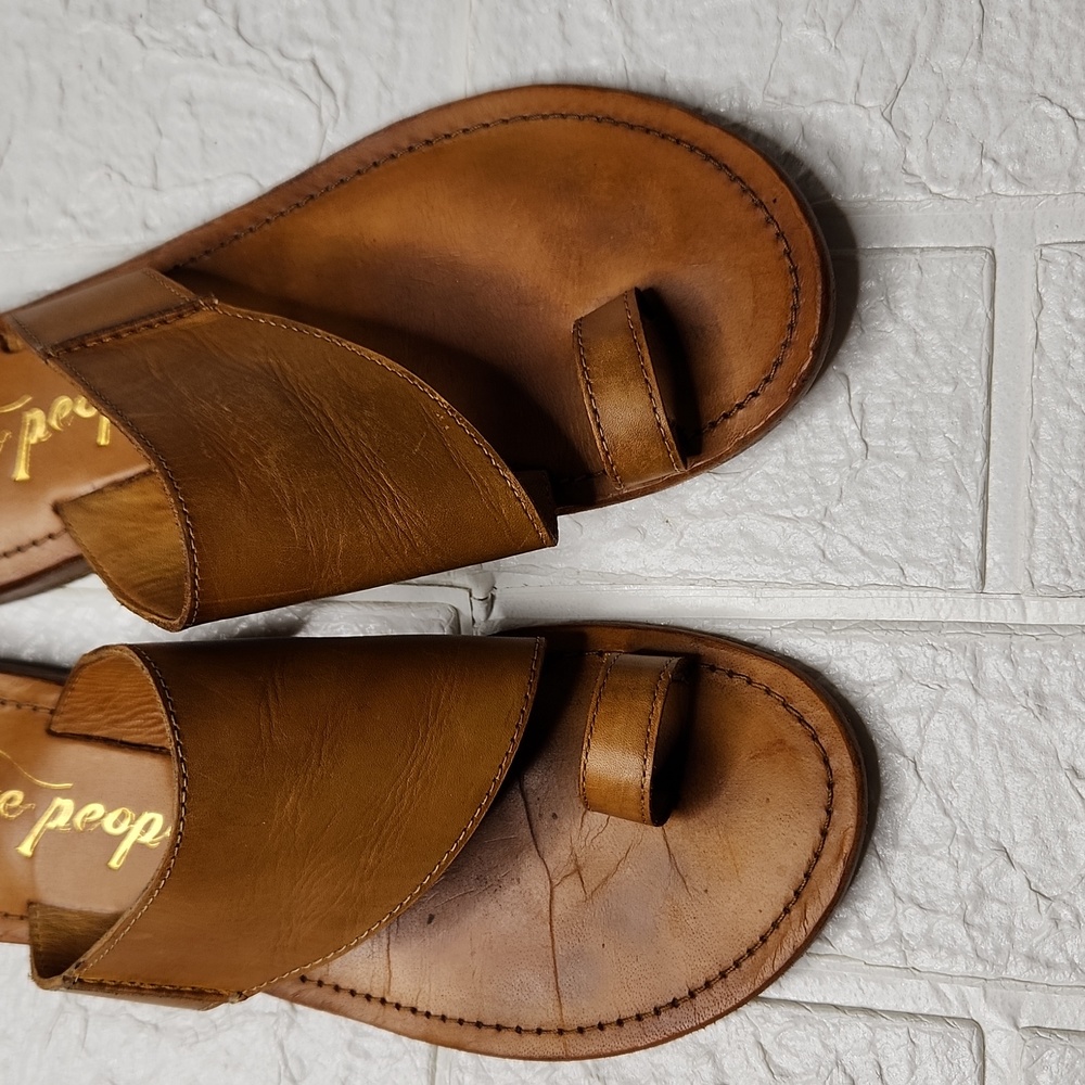 Free People Cognac Leather Toe-Loop Sandals - Picture 4 of 8